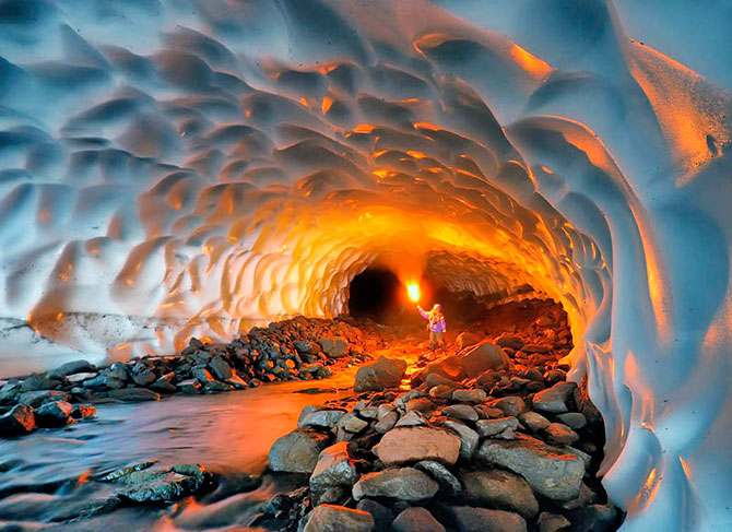 Ледяная пещера, Россия